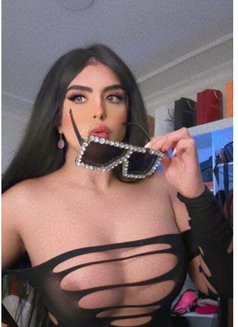 طعمي غير Amon Riyadh - Acompañantes transexual in Riyadh Photo 24 of 24