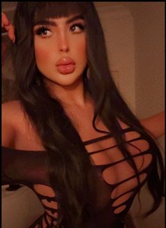 طعمي غير Amon Riyadh - Transsexual escort in Riyadh Photo 22 of 24