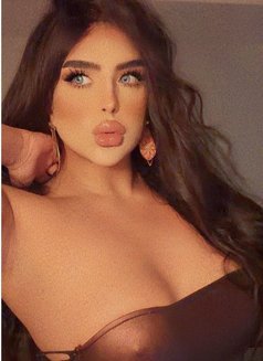 بالرياض Amon 🇸🇦طعمي غير - Transsexual escort in Riyadh Photo 19 of 19