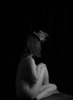 Amora - escort in São Paulo Photo 5 of 14