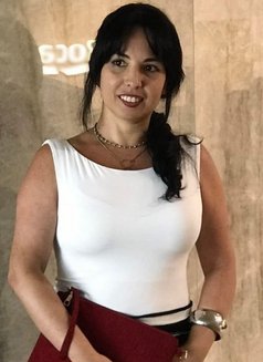 Amora - puta in São Paulo Photo 4 of 13