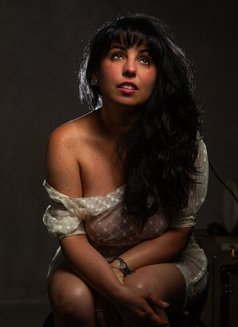 Amora - puta in São Paulo Photo 5 of 6