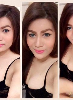 Amore - Transsexual escort in Makati City Photo 1 of 6