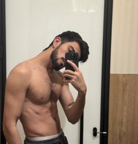 Amorlil - Male escort in Riyadh Photo 1 of 5