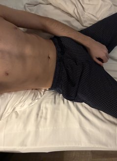 Amorlil - Male escort in Riyadh Photo 3 of 5