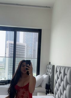 Amour - Transsexual escort in Taipei Photo 1 of 4