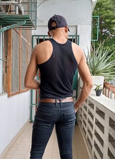 Amour Gay - Acompañantes masculino in Abidjan Photo 3 of 14