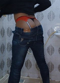 Amour Gay - Acompañantes masculino in Abidjan Photo 12 of 14