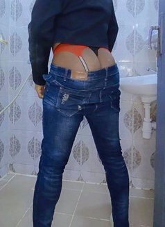 Amour Gay - Acompañantes masculino in Abidjan Photo 13 of 14