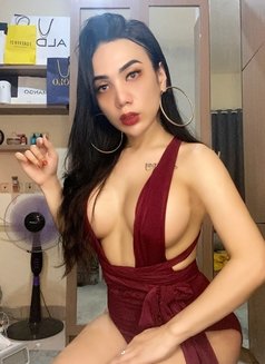 Amoy poy - Transsexual escort in Kuala Lumpur Photo 4 of 18