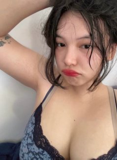 Amparo - puta in Mysore Photo 4 of 5