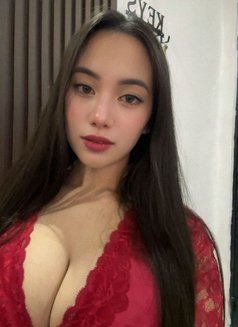 A Bongkoj - escort in Chandigarh Photo 2 of 5