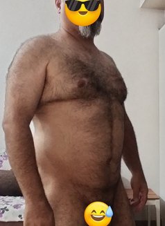 Amr - Male escort in Erbil Photo 4 of 4