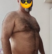Amr - Male escort in Erbil