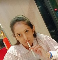 Amrin Khan Independent Model - puta in Chennai