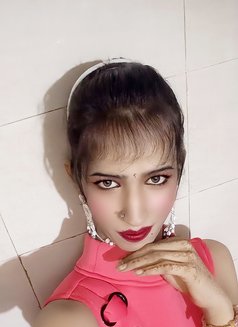 Amrita - Transsexual escort in Greater Noida Photo 11 of 15