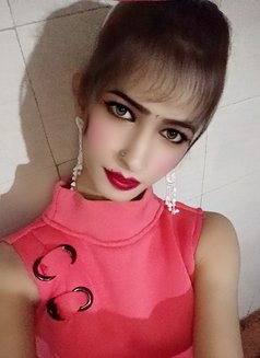 Amrita - Transsexual escort in Greater Noida Photo 13 of 15