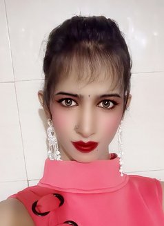 Amrita - Transsexual escort in Greater Noida Photo 14 of 15