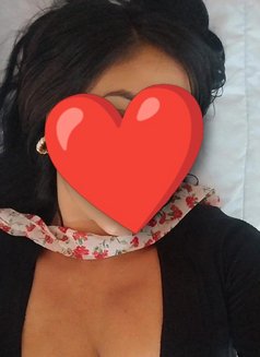 Amrita Only for Cam - adult performer in Bangalore Photo 4 of 5