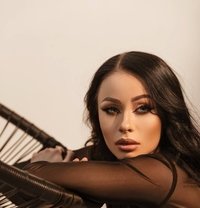 Erotic Queen Amelia - escort in Paris Photo 13 of 14
