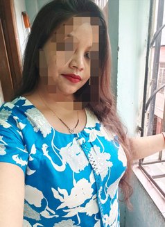 Amrita Sengupta - puta in Kolkata Photo 13 of 13