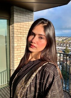 Amrita Skinny Model - escort in Dubai Photo 3 of 7