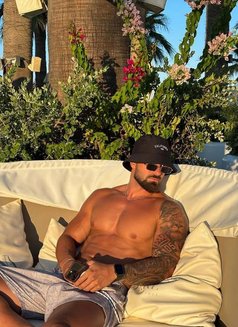 Amrmaro - Male escort in Riyadh Photo 2 of 2