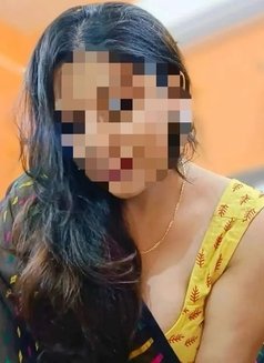 Amrutha - escort in Kochi Photo 1 of 6