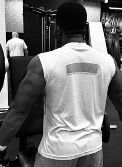 Amsterdam Black Horse - Male escort in Amsterdam Photo 7 of 7