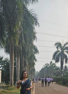 Amuktha - escort in Hyderabad Photo 3 of 7