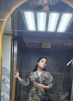 Amuktha - escort in Hyderabad Photo 4 of 7