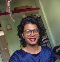 Amy - Transsexual escort in Mumbai