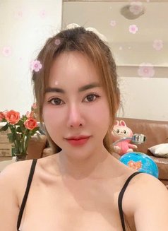 Amy - escort in Bangkok Photo 1 of 3