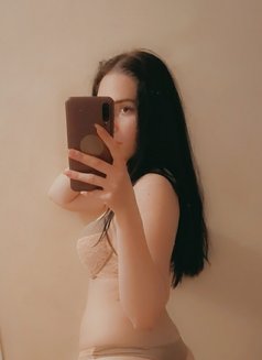 Amy Shara - escort in London Photo 6 of 7