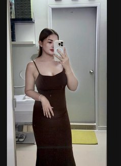 Amy - escort in Bangkok Photo 10 of 13