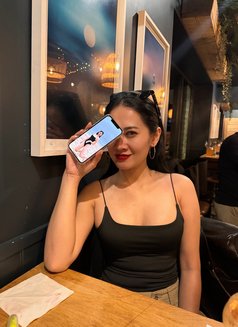 Amy - escort in Bangkok Photo 4 of 4