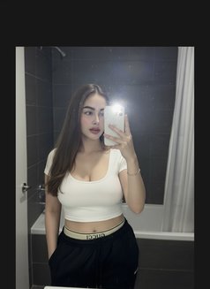 Amy - escort in Bangkok Photo 12 of 15