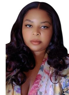 Amyla - escort in Cape Town Photo 2 of 3