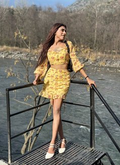 Amyra Shemale Available With Dick - Acompañantes transexual in New Delhi Photo 6 of 8