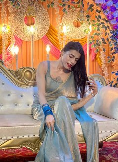 Amyra Shemale video call fun - Transsexual escort in Mumbai Photo 10 of 10