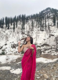 Amyra Shemale video call fun - Transsexual escort in Mumbai Photo 19 of 19