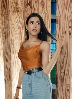 Amyra Shemale With Big Dick - Transsexual escort in New Delhi Photo 3 of 3