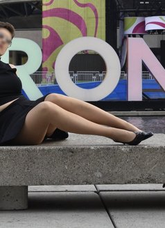 An Ad That Does What It Says - companion in Toronto Photo 1 of 7