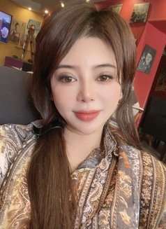 Adina - dominatrix in Ho Chi Minh City Photo 14 of 16