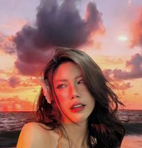 An Na - escort in Hong Kong