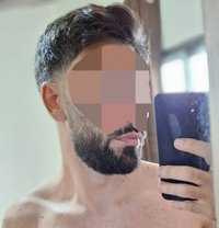 An0 - Acompañantes masculino in Beirut