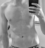 AN9 - Acompañantes masculino in Beirut Photo 1 of 2