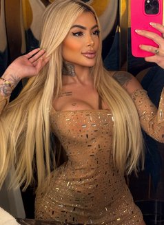 Ana Clara - escort in Dubai Photo 5 of 10