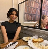 𝑨𝒏𝒂 🤍 - Transsexual escort in New Delhi
