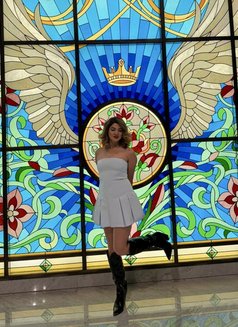 Ana - escort in Dubai Photo 11 of 13